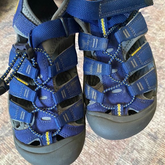 Keen Kids Newport H2 Water Friendly Sandal KEEN SIze 4 - Picture 2 of 6